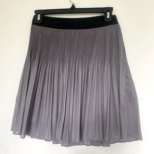 Free people  Elegant Black Gray/purple Pleated Skirt sz M never worn